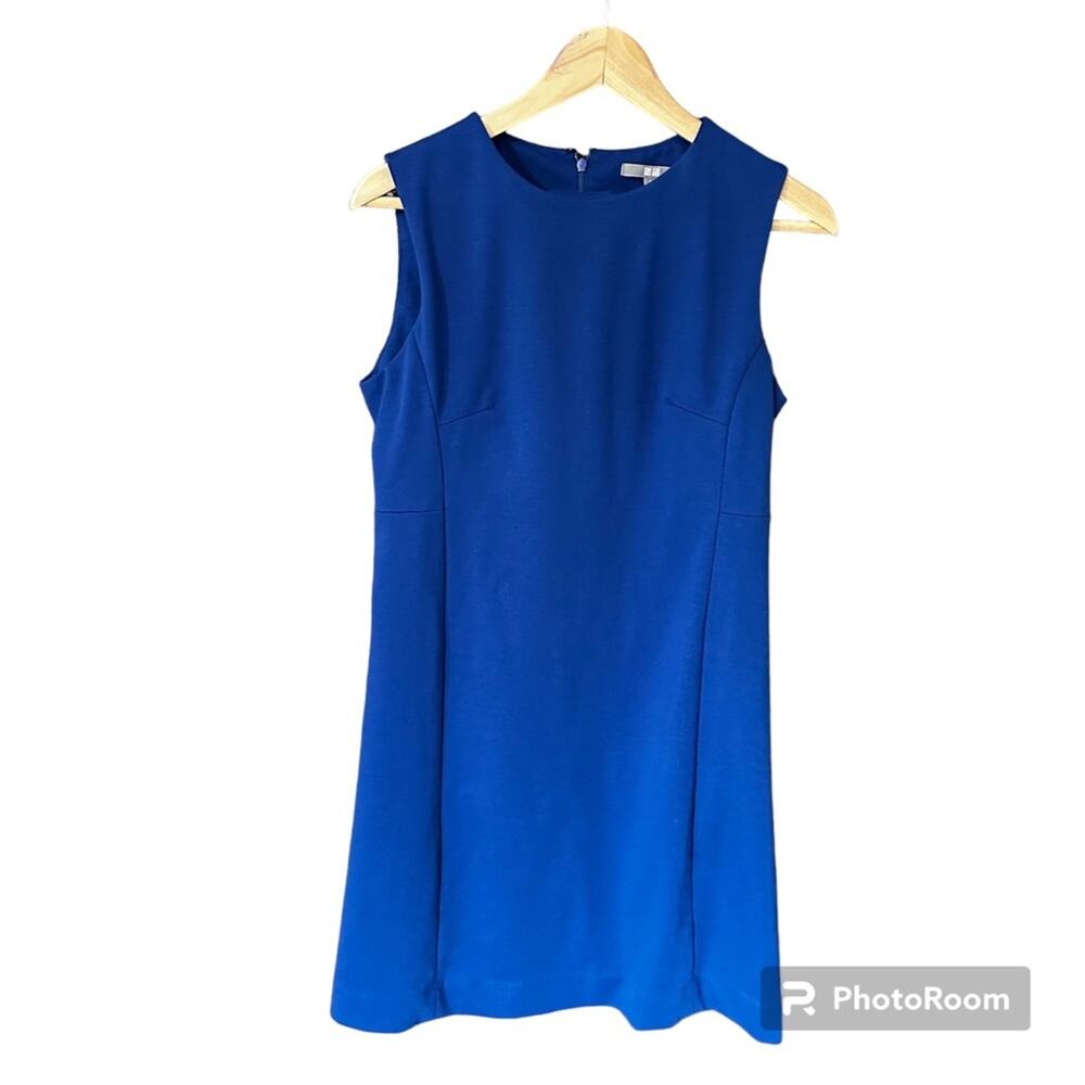 Uniqlo women’s dress size medium‎
